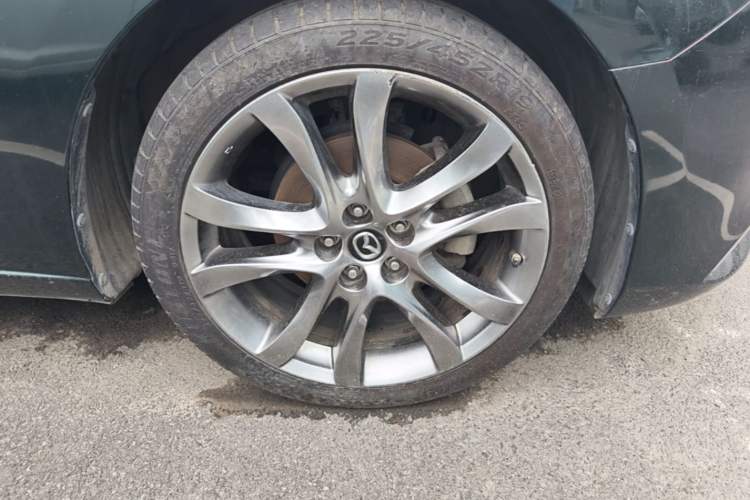 Used Mazda Atenza 2018 2.5L Blue Sky Sport Edition China VI compliant Right Front Wheel Hub