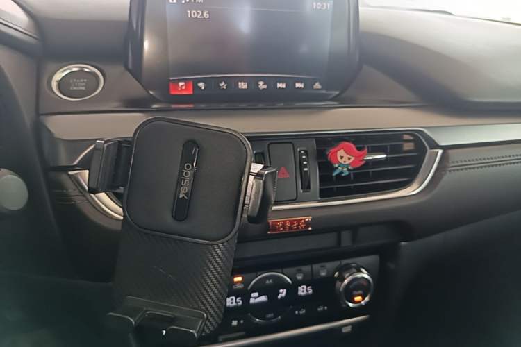 Used Mazda Atenza 2018 2.5L Skyactiv Sport Version China V Standard Audio And AC Panel