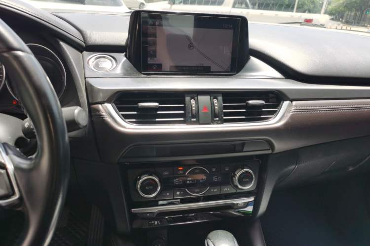 Used Mazda Atenza 2018 2.0L Blue Sky Luxury Edition China V Standard Audio And AC Panel