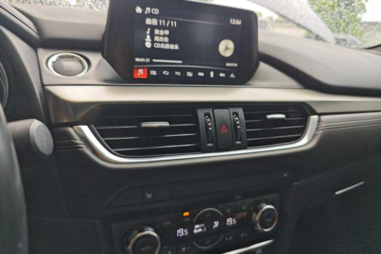 Used Mazda Atenza 2018 2.5L Blue Sky Prestige Edition China V Standard Audio And AC Panel