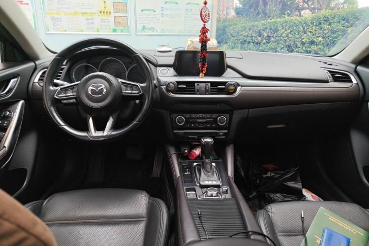 Used Mazda Atenza 2018 2.0L Blue Sky Luxury Edition China V Standard Center Console