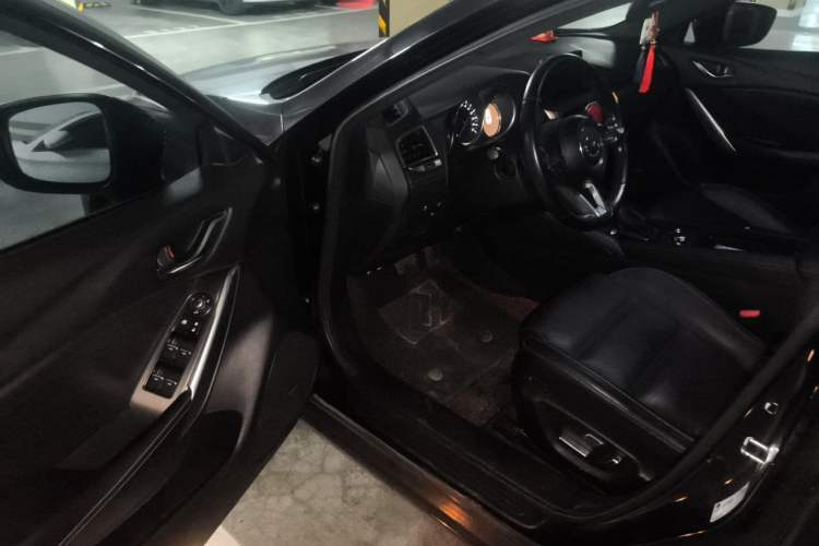 Used Mazda Atenza 2018 2.5L Blue Sky Prestige Edition China VI compliant Driver Seat