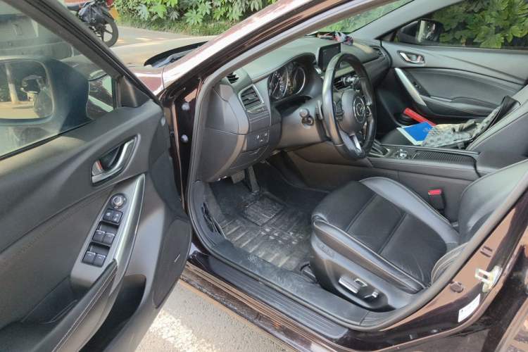Used Mazda Atenza 2018 2.5L Blue Sky Prestige Edition China VI compliant Driver Seat