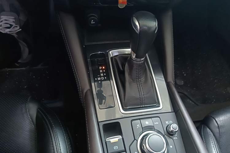 Used Mazda Atenza 2018 2.5L Skyactiv Sport Version China V Standard Gear Lever