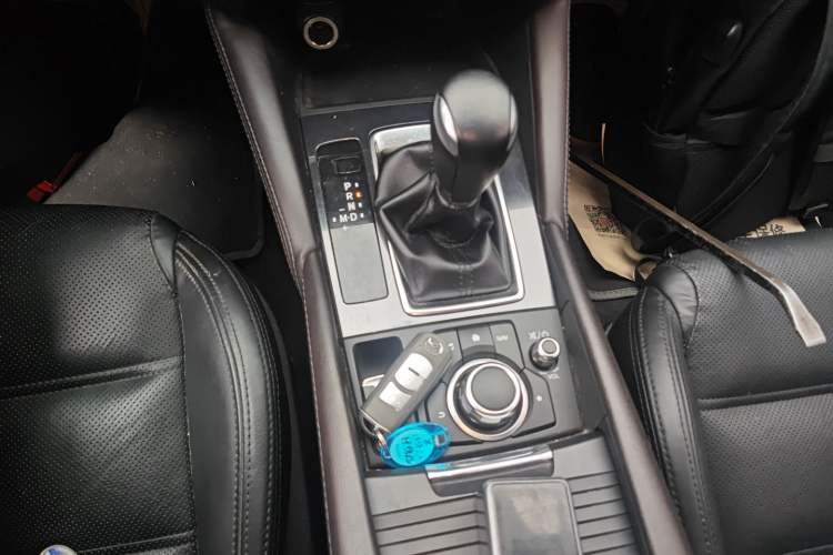 Used Mazda Atenza 2018 2.0L Blue Sky Luxury Edition China V Standard Gear Lever