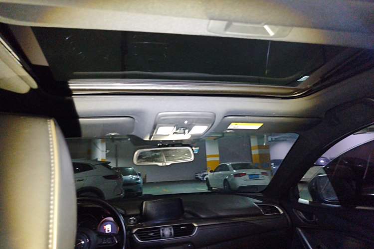 Used Mazda Atenza 2018 2.5L Blue Sky Prestige Edition China VI compliant Headliner
