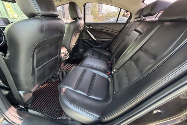 Used Mazda Atenza 2018 2.5L Blue Sky Sport Edition China VI compliant Interior 3