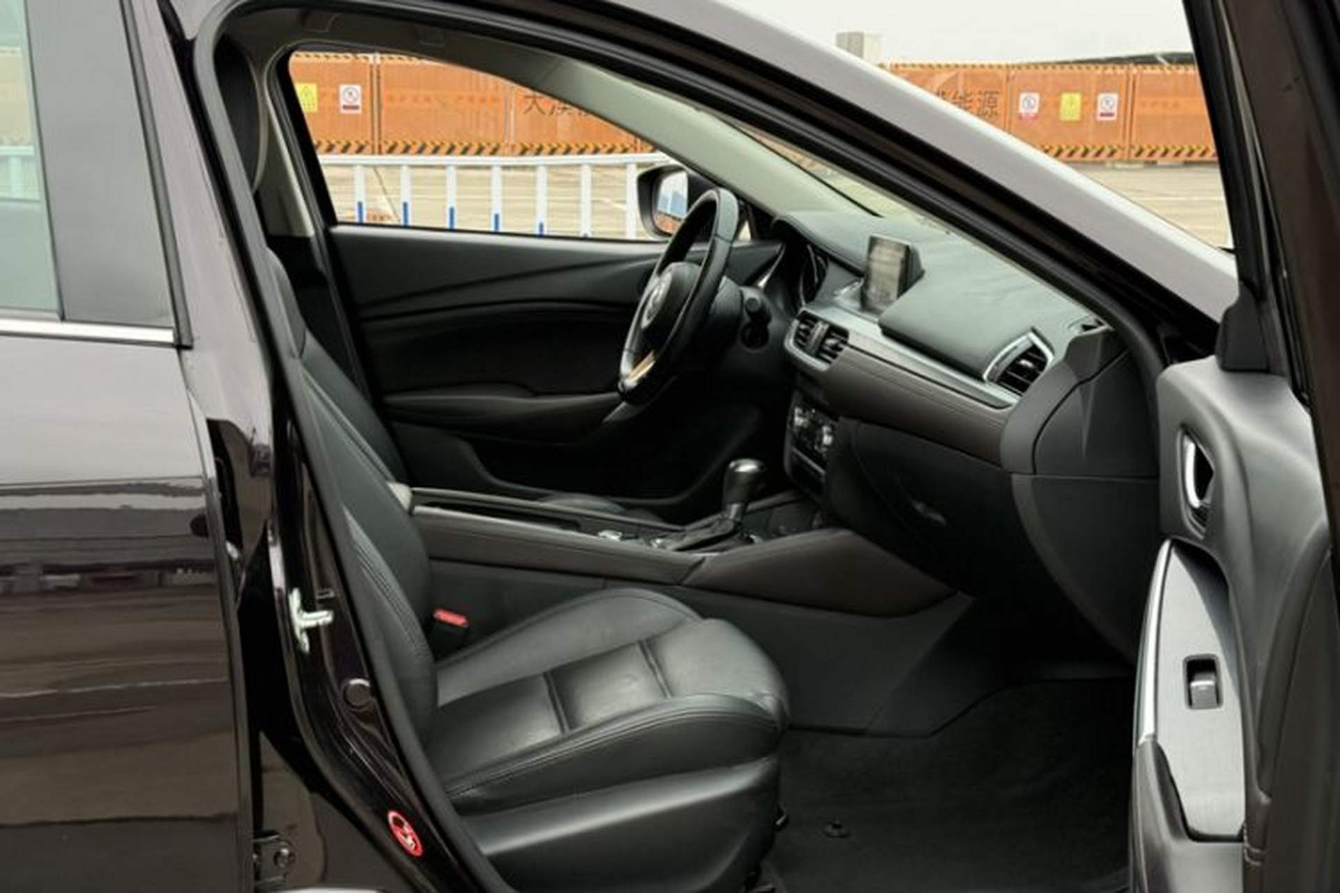 Used Mazda Atenza 2018 2.0L Blue Sky Luxury Edition China V Standard Interior 4