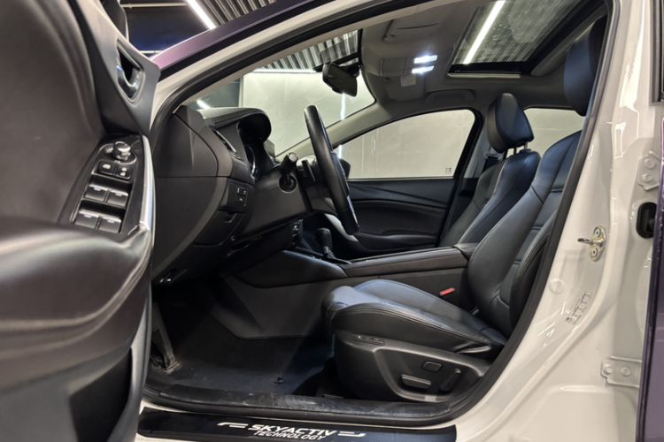 Used Mazda Atenza 2018 2.5L Blue Sky Sport Edition China VI compliant Interior 6