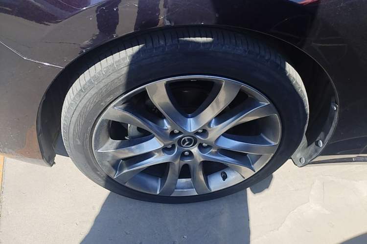 Used Mazda Atenza 2018 2.5L Blue Sky Sport Edition China VI compliant Left Front Wheel Hub