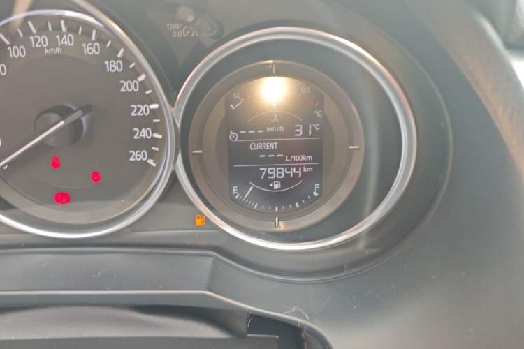 Used Mazda Atenza 2018 2.0L Blue Sky Luxury Edition China V Standard Odometer Close Up