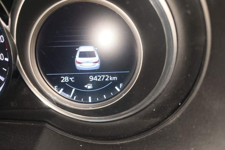Used Mazda Atenza 2018 2.5L Blue Sky Prestige Edition China V Standard Odometer Close Up