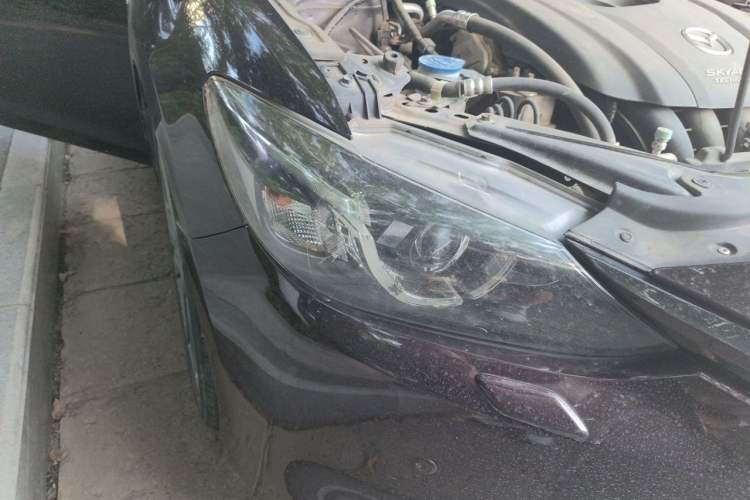 Used Mazda Atenza 2018 2.5L Blue Sky Prestige Edition China VI compliant Right Front Headlight
