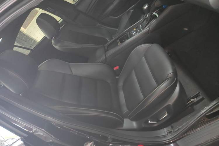 Used Mazda Atenza 2018 2.5L Blue Sky Prestige Edition China V Standard Right Front Seat