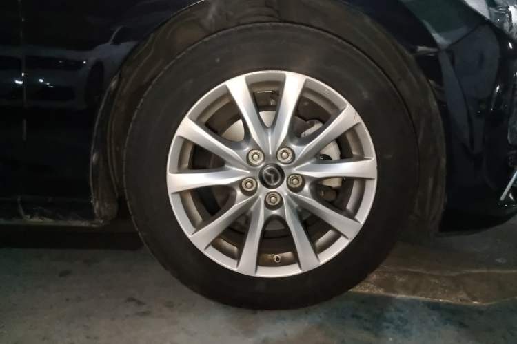 Used Mazda Atenza 2018 2.0L Blue Sky Luxury Edition China VI Standard Right Front Wheel Hub