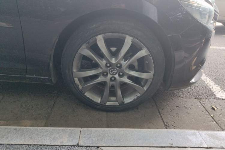 Used Mazda Atenza 2018 2.5L Blue Sky Prestige Edition China VI compliant Right Front Wheel Hub