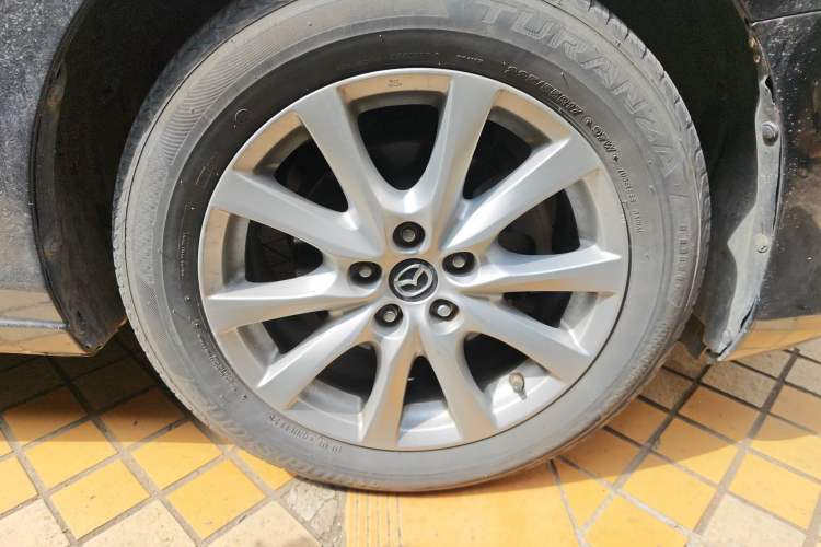 Used Mazda Atenza 2018 2.0L Blue Sky Luxury Edition China V Standard Right Front Wheel Hub