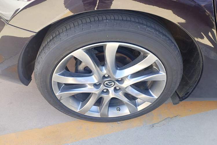 Used Mazda Atenza 2018 2.5L Blue Sky Sport Edition China VI compliant Right Rear Wheel Hub