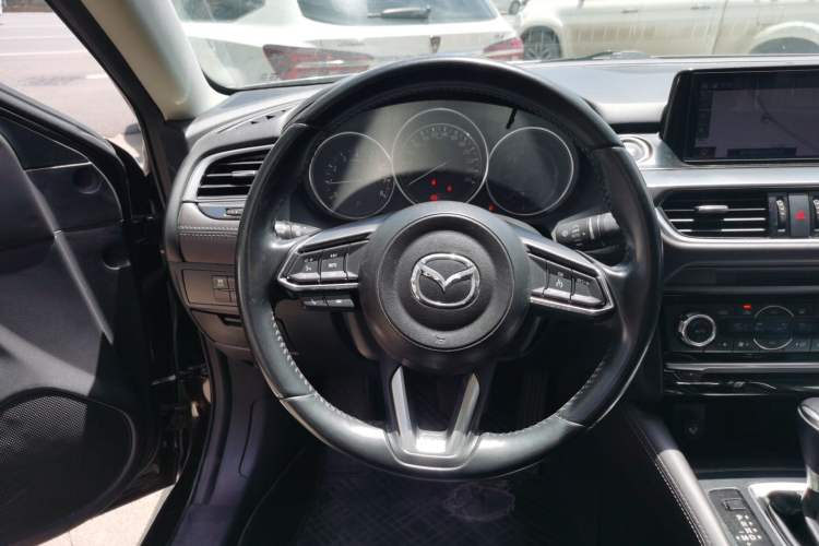 Used Mazda Atenza 2018 2.0L Blue Sky Luxury Edition China V Standard Steering Wheel