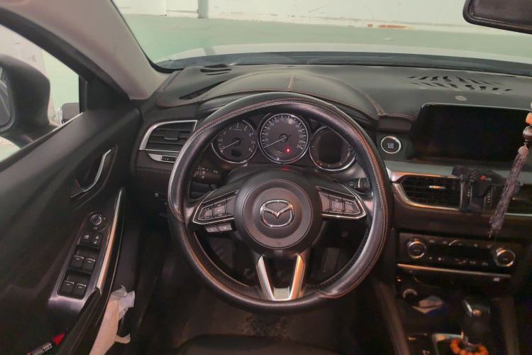 Used Mazda Atenza 2018 2.0L Blue Sky Luxury Edition China V Standard Steering Wheel