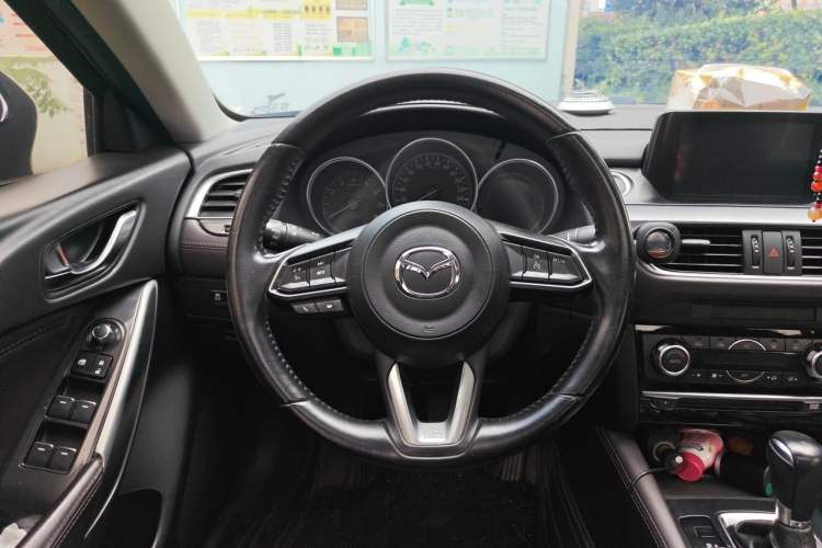 Used Mazda Atenza 2018 2.0L Blue Sky Luxury Edition China V Standard Steering Wheel