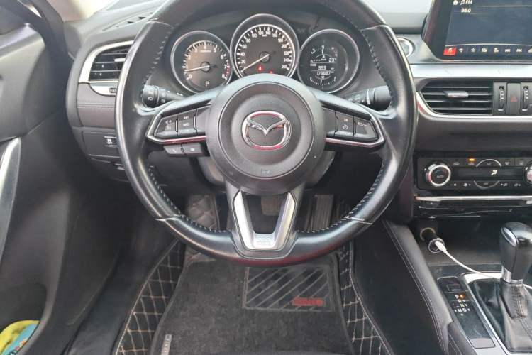 Used Mazda Atenza 2018 2.0L Blue Sky Luxury Edition China V Standard Steering Wheel