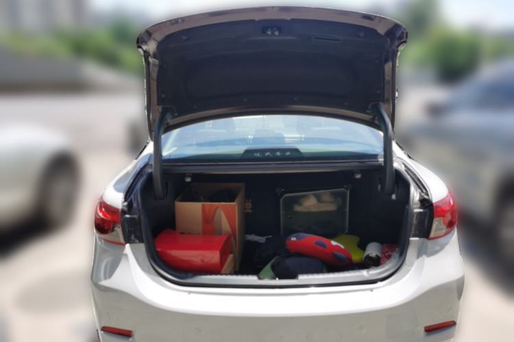 Used Mazda Atenza 2018 2.0L Blue Sky Luxury Edition China V Standard Trunk