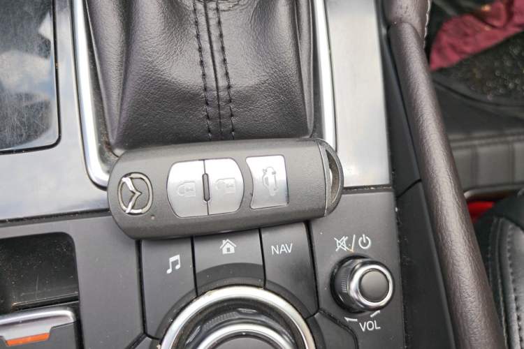 Used Mazda Atenza 2018 2.0L Blue Sky Luxury Edition China V Standard Vehicle Key