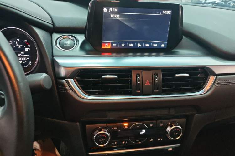 Used Mazda Atenza 2018 2.0L SmartTech Version China VI Standard Audio And AC Panel