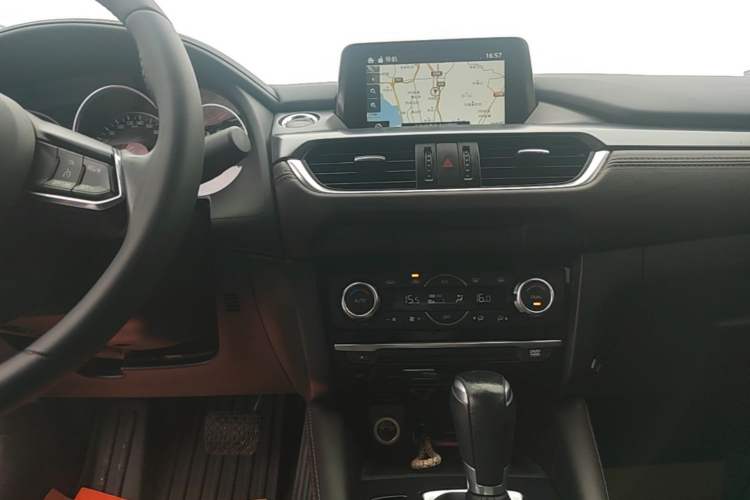Used Mazda Atenza 2018 2.0L Blue Sky Luxury Edition China VI Standard Audio And AC Panel