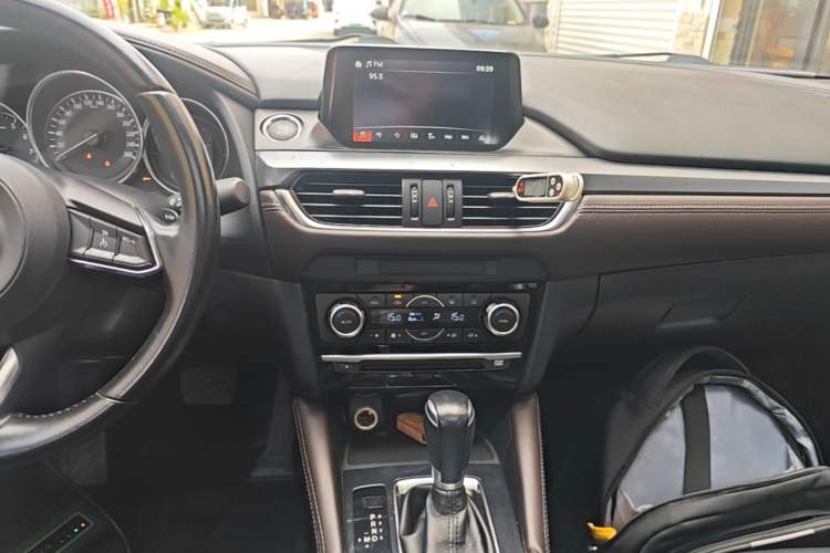 Used Mazda Atenza 2018 2.5L Skyactiv Sport Version China V Standard Audio And AC Panel
