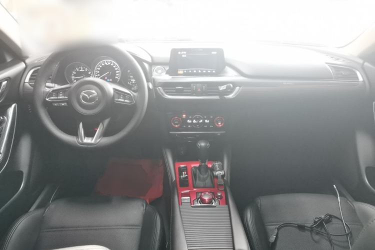 Used Mazda Atenza 2018 2.0L SmartTech Version China V Standard Center Console