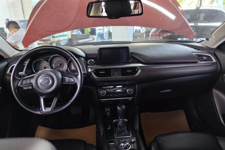 Used Mazda Atenza 2018 2.0L Blue Sky Luxury Edition China V Standard Center Console