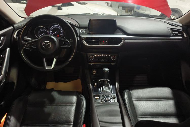 Used Mazda Atenza 2018 2.5L Blue Sky Sport Edition China VI compliant Center Console