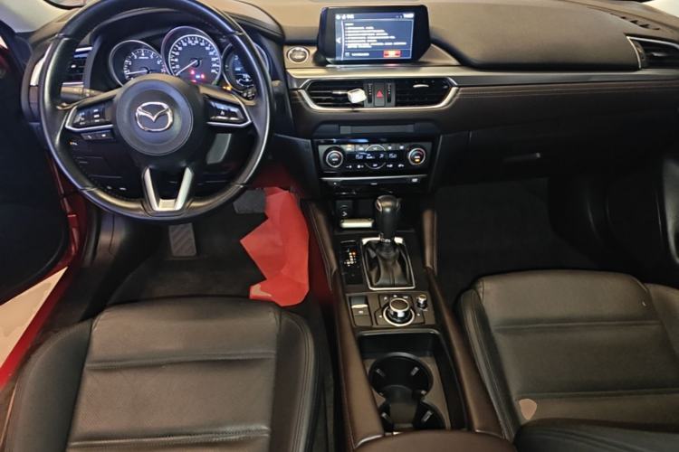 Used Mazda Atenza 2018 2.0L Blue Sky Luxury Edition China VI Standard Center Console