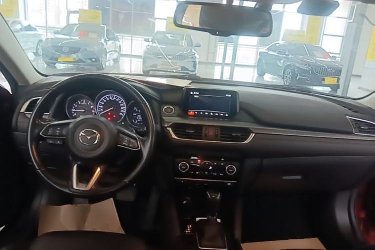 Used Mazda Atenza 2018 2.0L Blue Sky Luxury Edition China V Standard Center Console