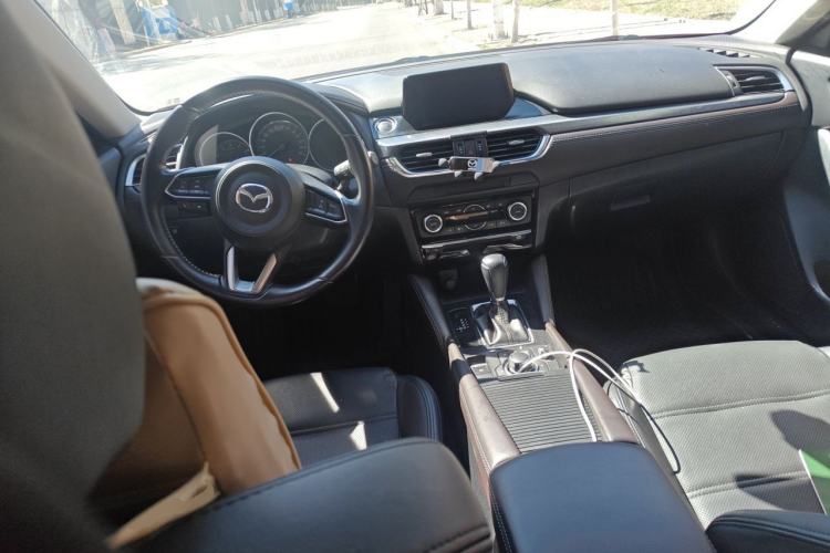 Used Mazda Atenza 2018 2.0L Blue Sky Luxury Edition China V Standard Center Console