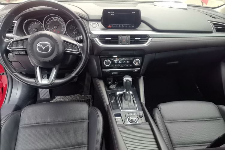 Used Mazda Atenza 2018 2.0L Blue Sky Luxury Edition China V Standard Center Console
