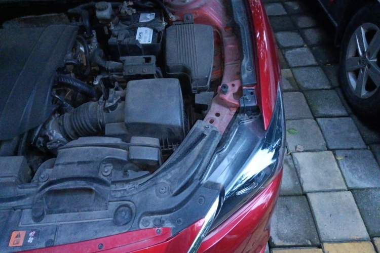 Used Mazda Atenza 2018 2.5L Blue Sky Sport Edition China VI compliant Engine Bay Left