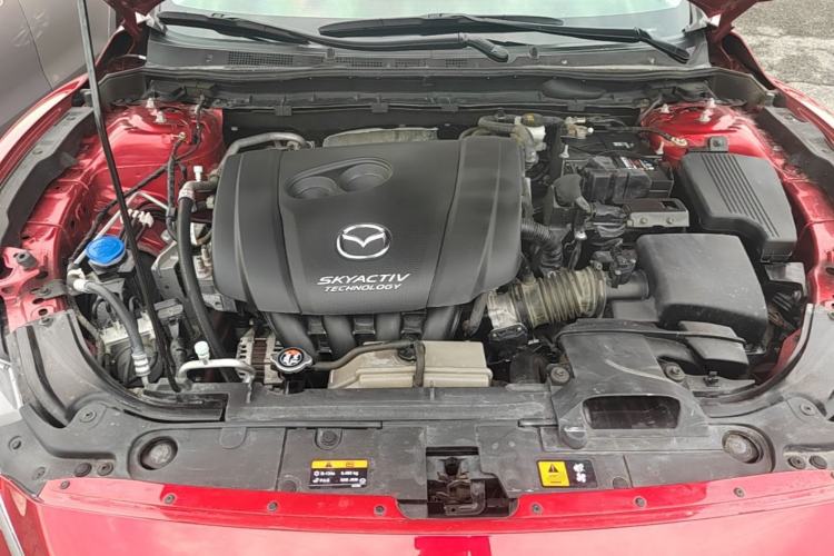 Used Mazda Atenza 2018 2.0L Blue Sky Luxury Edition China VI Standard Engine Bay
