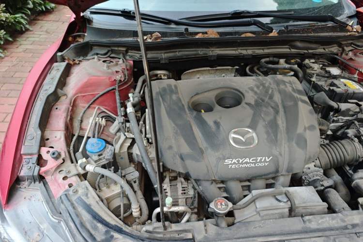 Used Mazda Atenza 2018 2.0L Blue Sky Prestige Version China V Standard Engine Bay Right