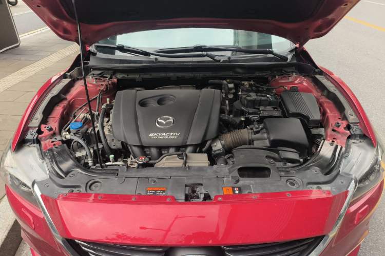 Used Mazda Atenza 2018 2.5L Blue Sky Prestige Edition China VI compliant Engine Bay