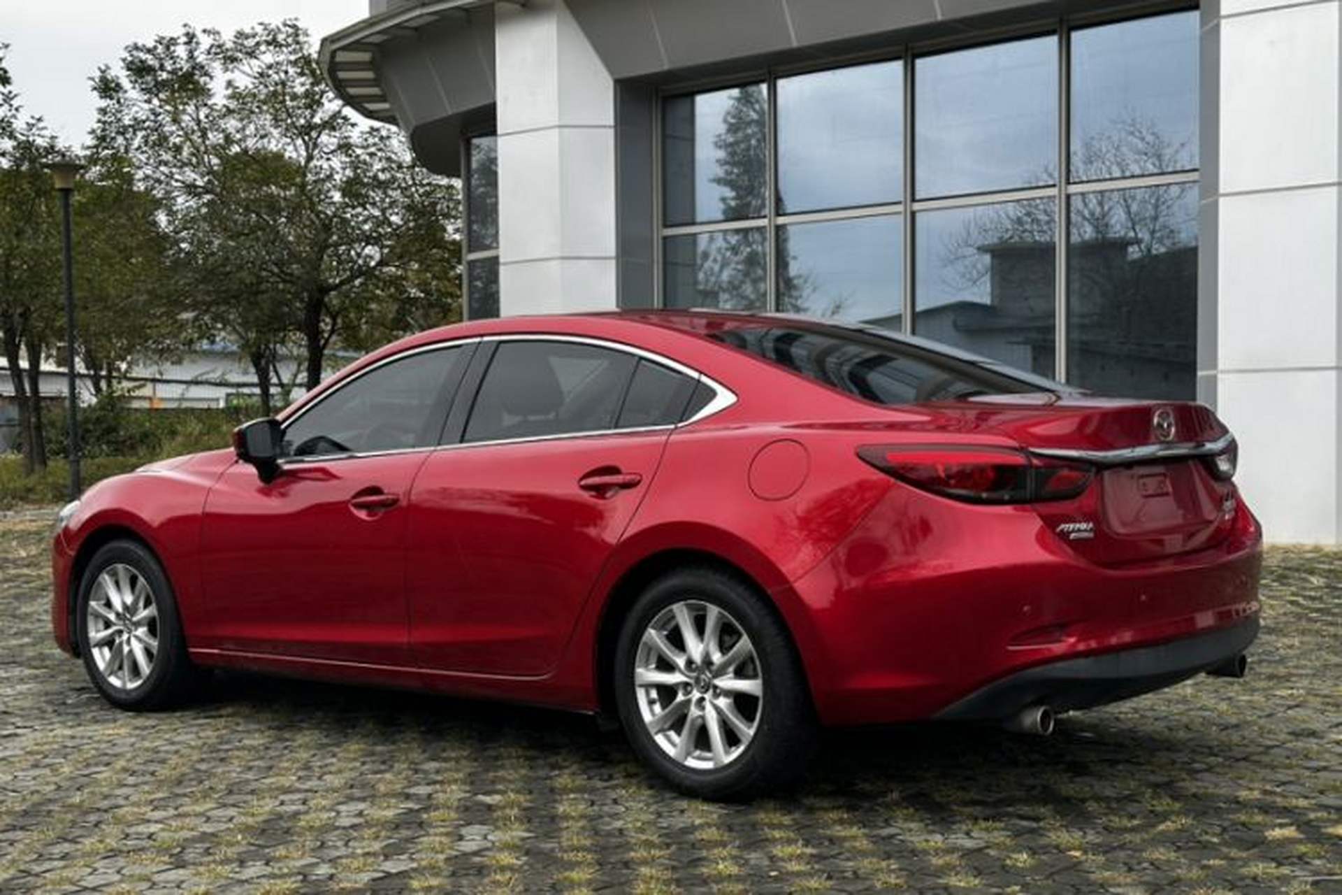 Used Mazda Atenza 2018 2.0L Blue Sky Luxury Edition China V Standard Exterior 3