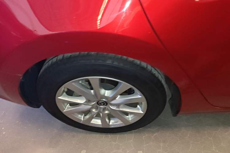 Used Mazda Atenza 2018 2.0L Blue Sky Luxury Edition China VI Standard Exterior 5