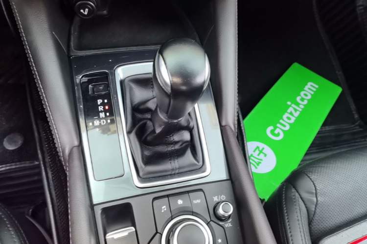 Used Mazda Atenza 2018 2.5L Blue Sky Sport Edition China VI compliant Gear Lever