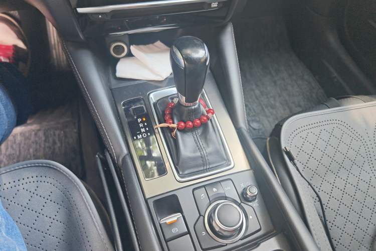 Used Mazda Atenza 2018 2.5L Blue Sky Prestige Edition China VI compliant Gear Lever