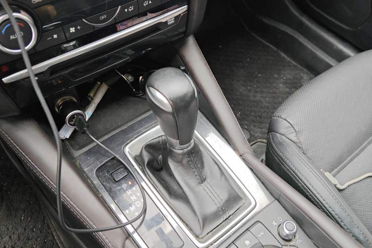 Used Mazda Atenza 2018 2.0L SmartTech Version China V Standard Gear Lever