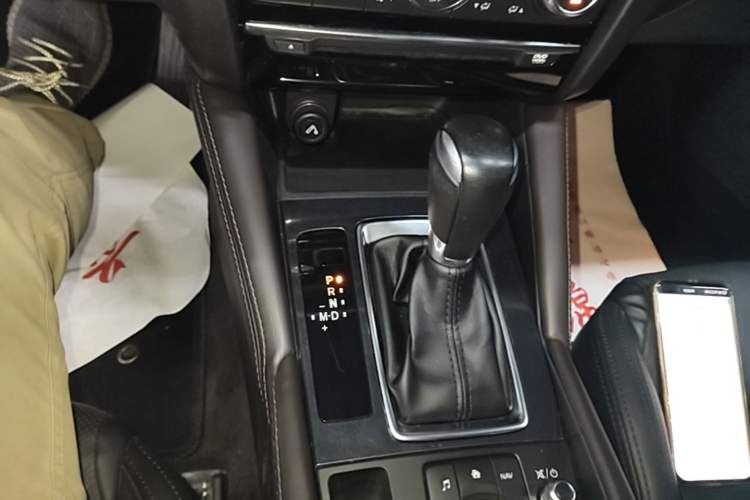 Used Mazda Atenza 2018 2.0L Blue Sky Luxury Edition China V Standard Gear Lever