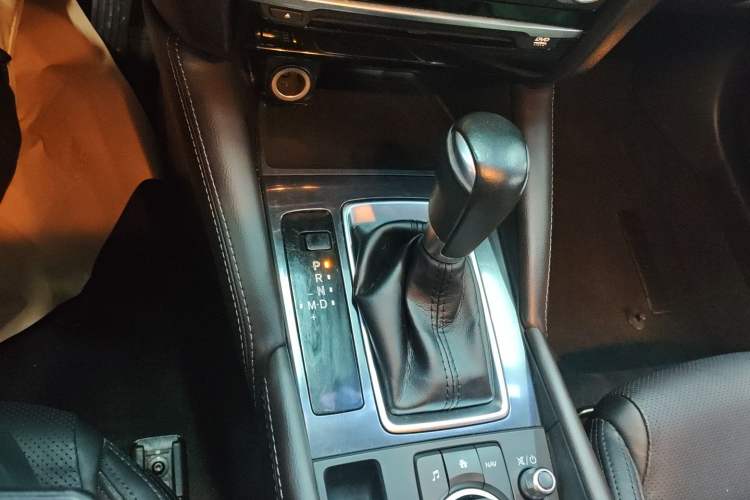 Used Mazda Atenza 2018 2.0L SmartTech Version China VI Standard Gear Lever