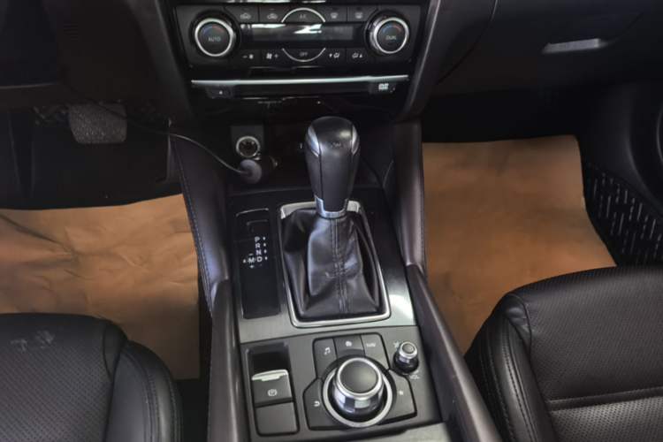 Used Mazda Atenza 2018 2.0L Blue Sky Luxury Edition China V Standard Gear Lever